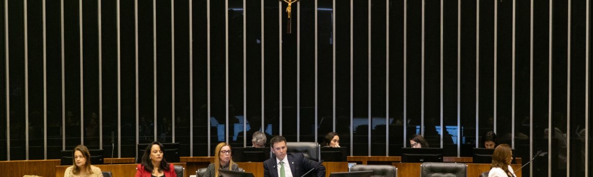 Sessão Solene na Câmara dos Deputados celebra o Dia do Nutricionista