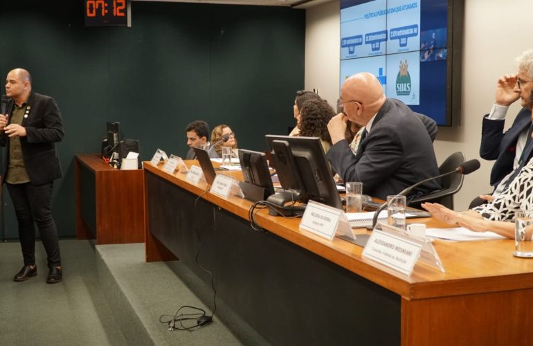 CFN destaca impacto do acesso e dos ambientes alimentares na nutrição infantil durante audiência na Câmara CFN destaca impacto do acesso e dos ambientes alimentares na nutrição infantil durante audiência na Câmara